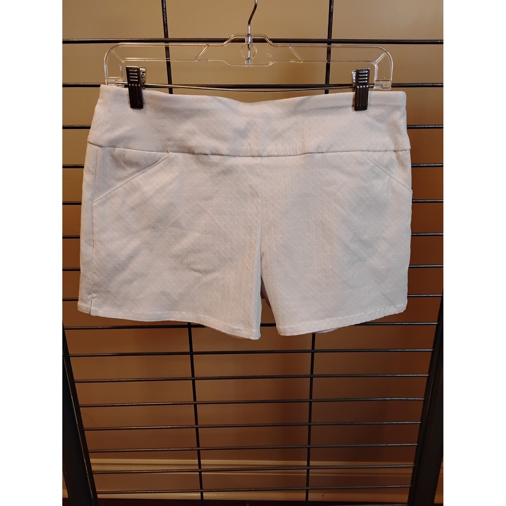 Versona Modern White Textured Pull On Shorts Womens Size 8 Chevron Weave